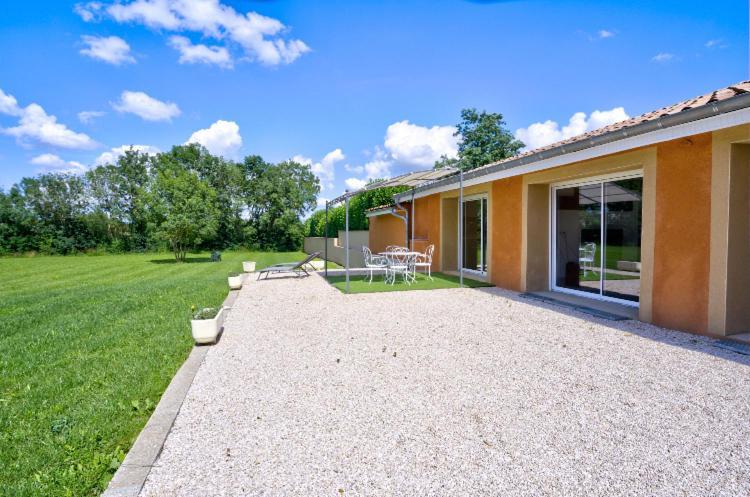 Domaine Des Jardins De La Saone Otel Tournus Dış mekan fotoğraf