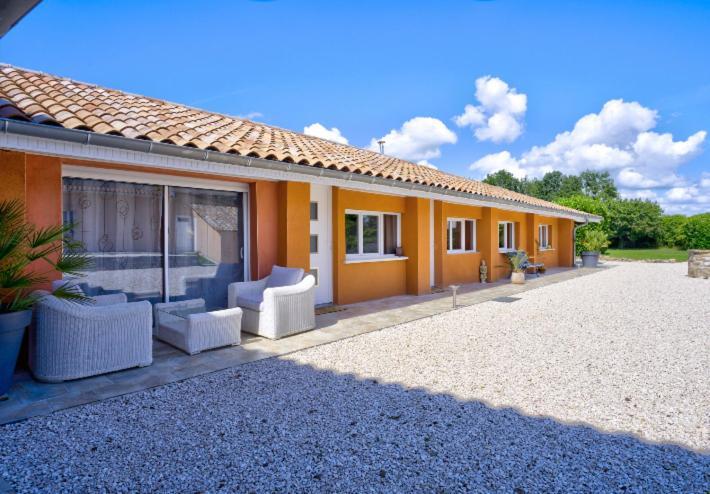Domaine Des Jardins De La Saone Otel Tournus Dış mekan fotoğraf